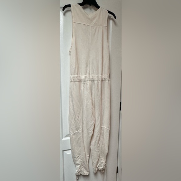 Free People. FP One ivory jumpsuit. Size XS. - Picture 6 of 8